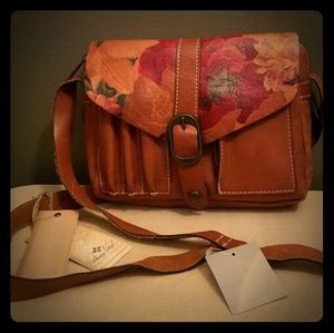 Patricia Nash Italian Leather Crossbody bag
